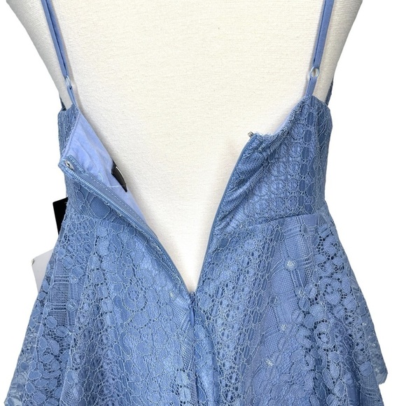 Lulu's Blue Lace Tiered Midi Dress Sweetheart Neckline Straps Size Sm NWT - Picture 14 of 16